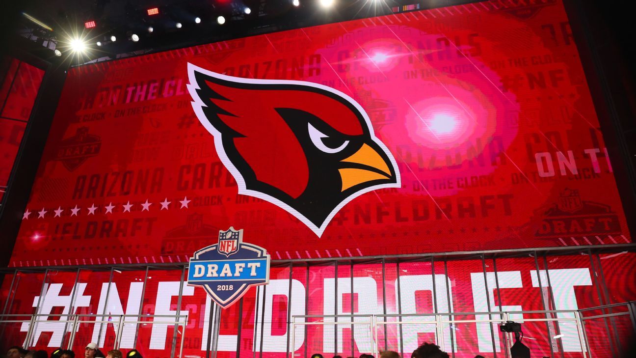 188金宝博体育 - NFL暂停红雀高管涉赌政策违规行为：行业自律与合规风险全解析 - 188金宝博体育
